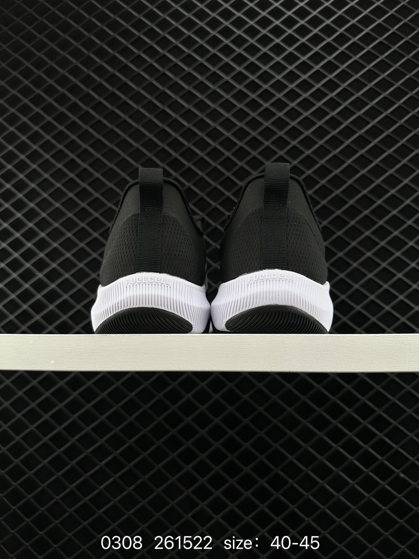 New Balance FuelCell RC Elite